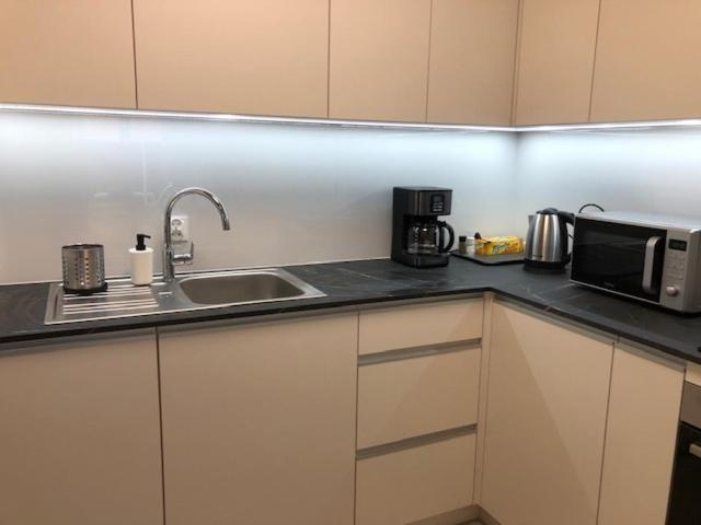 Apartament De Lux Apart 45 Grabiszynska Вроцлав Екстер'єр фото